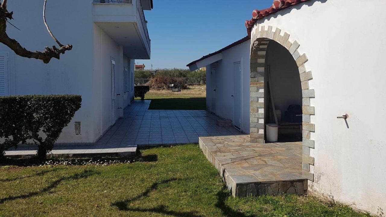 Silver Villa Raches Maisonette & Green Kouvéla Exterior photo